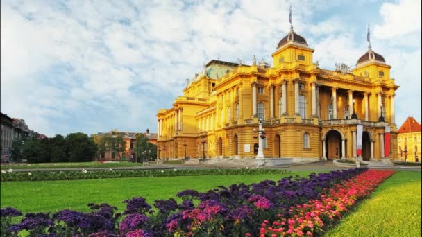 Teatro Nacional Croata, Zagreb - Time lapse — Vídeos de Stock