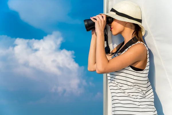 Donna in cappello — Foto Stock