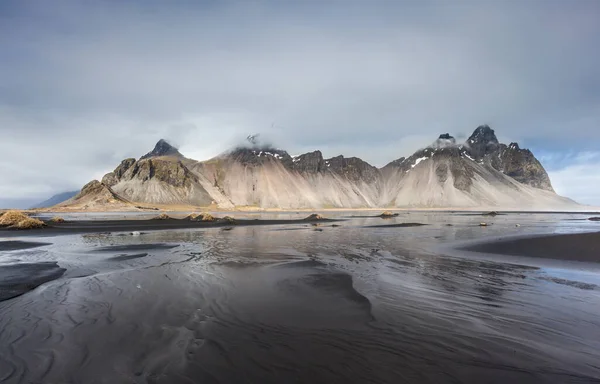Vesturhorn Mountain Black Sand Dunes Islândia — Fotografia de Stock