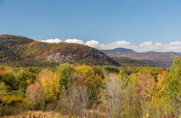 Renkli Beyaz Dağ Sonbaharda Ulusal Orman New Hampshire — Stok fotoğraf