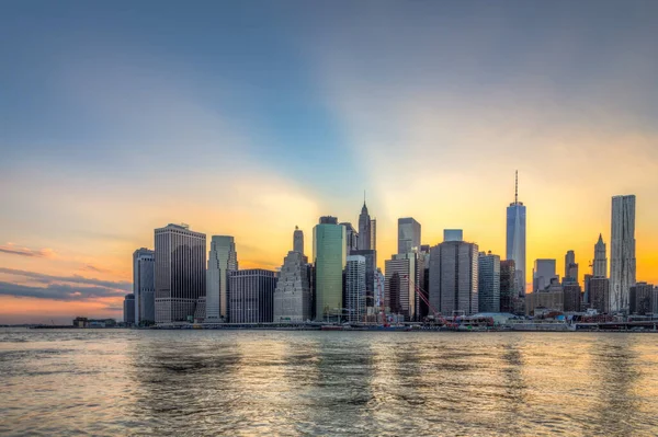 Ciudad Nueva York Skyline Centro Hermosa Puesta Sol — Foto de Stock