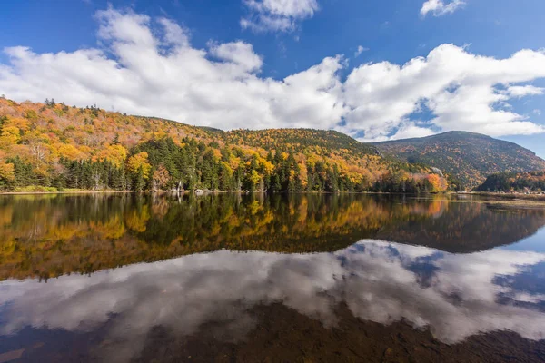 Colorido Paisaje Otoñal Reflexión White Mountain National Forest New Hampshire — Foto de Stock