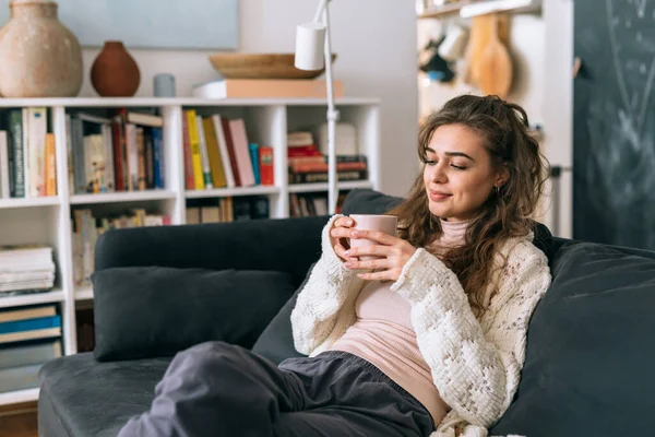Woman Enjoying Cup Coffee While Sitting Sofa Her Living Room — Stock Photo, Image