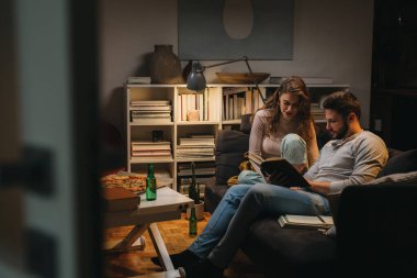 Öğrenciler geç saatlere kadar çalışıyor