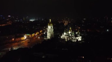 Gece Kiev ve mimarisi