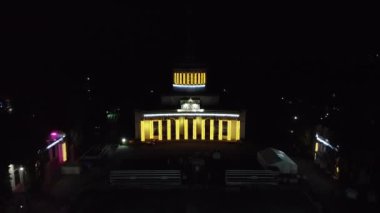 Gece Kiev ve mimarisi