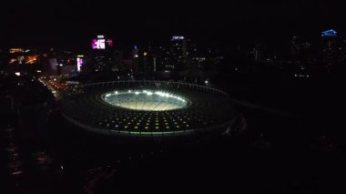 Gece Kiev ve mimarisi