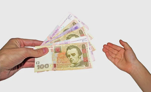 Деньги в руке — стоковое фото
