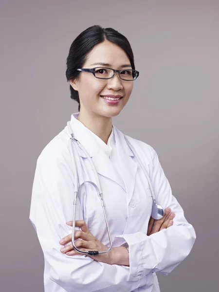Азиатский доктор — стоковое фото