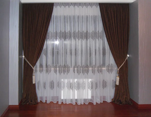 Beautiful Tulle Curtains Interior — Stock Photo, Image