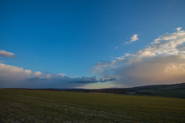 Landschap in het voorjaar van — Stockfoto