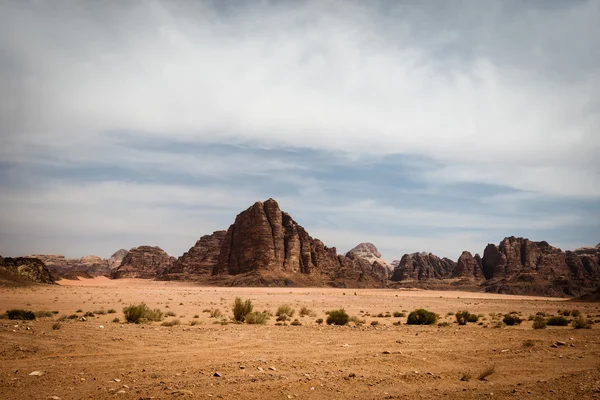 Wadi rum çöl manzarası — Stok fotoğraf