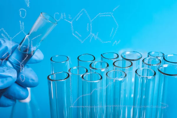 Glas Reagenzgläser Auf Blauem Hintergrund Wissenschaftliche Laborausrüstung — Stockfoto