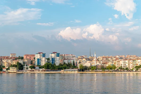 Utsikt over Canakkale, Marmarahavet, Tyrkia . – stockfoto