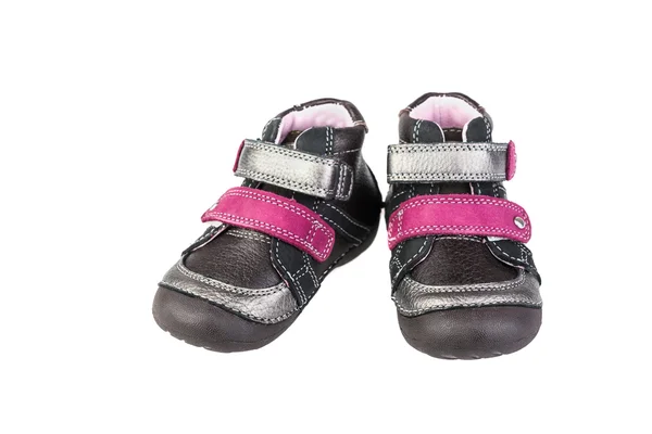 Baby's schoenen van grijs leder — Stockfoto