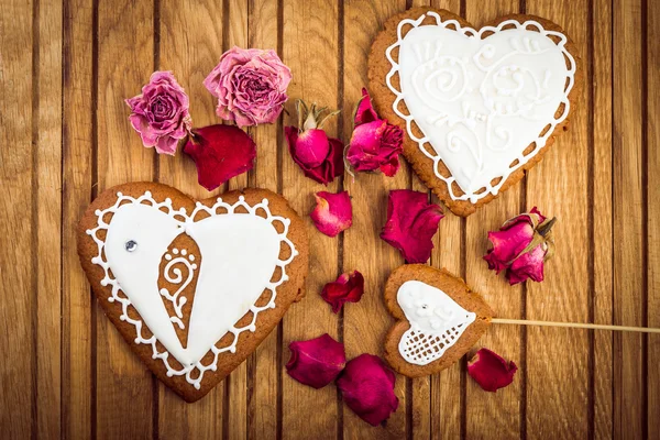 Homemade gingerbread heart-shaped — Stock Photo, Image