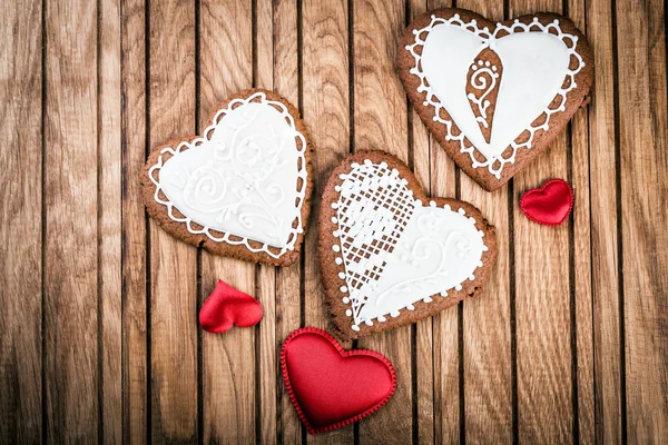 Homemade gingerbread heart-shaped — Stock Photo, Image