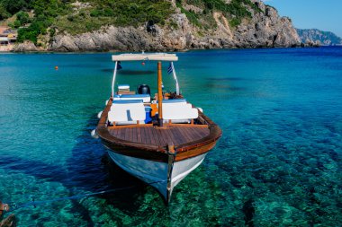 Paleokastritsa defne Korfu Adası