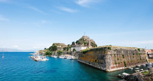 Eski liman Korfu görünümünden marina Panoraması