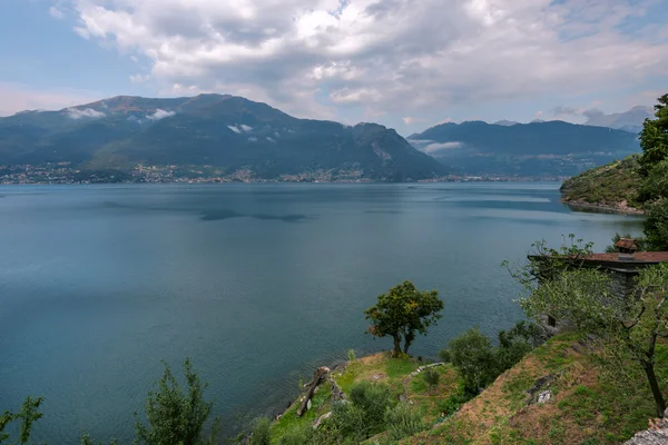 Krajobraz jeziora Como. — Zdjęcie stockowe
