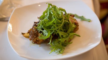 Food - Main course, beef dinner - Delicious beef steak dinner on a plate.