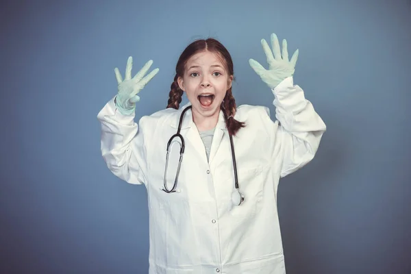 Jovem Vestida Como Médico Com Luvas Borracha Verde Estetoscópio Frente — Fotografia de Stock