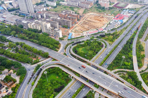 Verkehrsknotenpunkt Verkehrsstraße Mit Fahrzeugbewegungen Luftaufnahme Drohne — Stockfoto