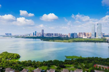 Çin 'deki Lakeside modern ofis binası