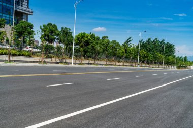 Çin 'deki boş şehir yolu ve binalar