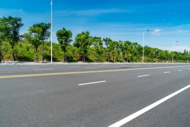 Çin 'deki boş şehir yolu ve binalar