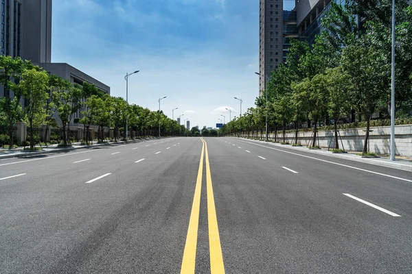 Carretera Edificios Urbanos Vacíos China —  Fotos de Stock