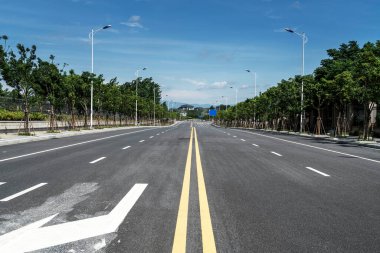 Çin 'deki boş şehir yolu ve binalar