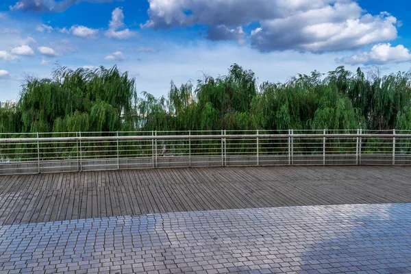 Suelo Madera Barandillas Parque — Foto de Stock