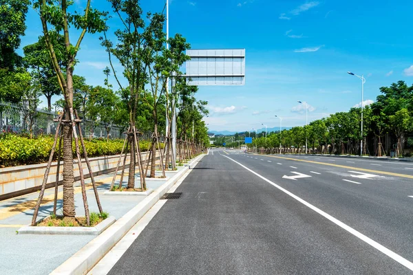 Çin Deki Boş Şehir Yolu Binalar — Stok fotoğraf