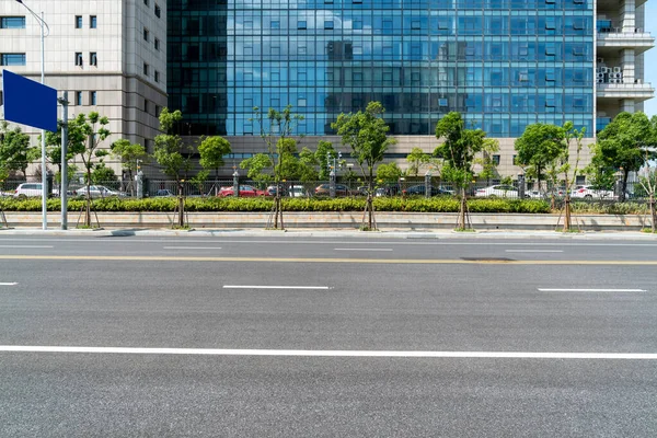 Carretera Edificios Urbanos Vacíos China —  Fotos de Stock