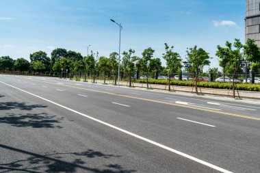 Çin 'deki boş şehir yolu ve binalar