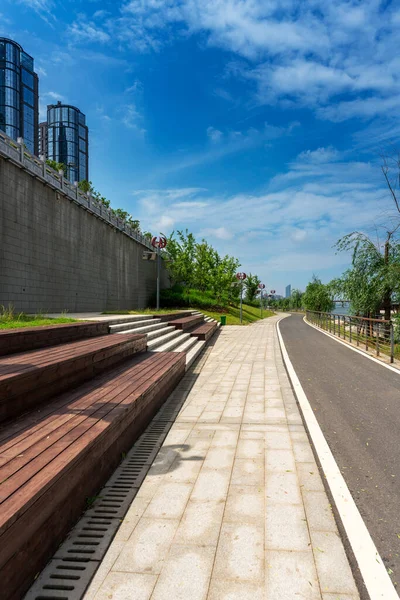 Passerella Nella Città Moderna — Foto Stock