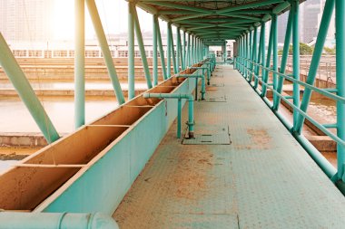 Modern kentsel atık su arıtma tesisi