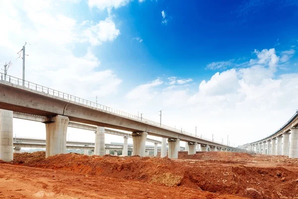 Hoge viaduct — Stockfoto