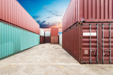 Kargo konteyner rıhtım, yığını