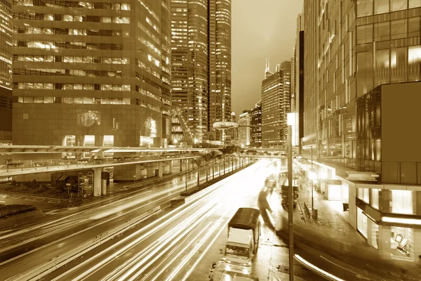 Verkehr in Hongkong in der Nacht — Stockfoto