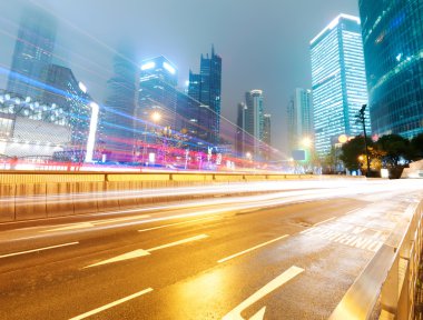 Hong Kong 'da gece trafiği