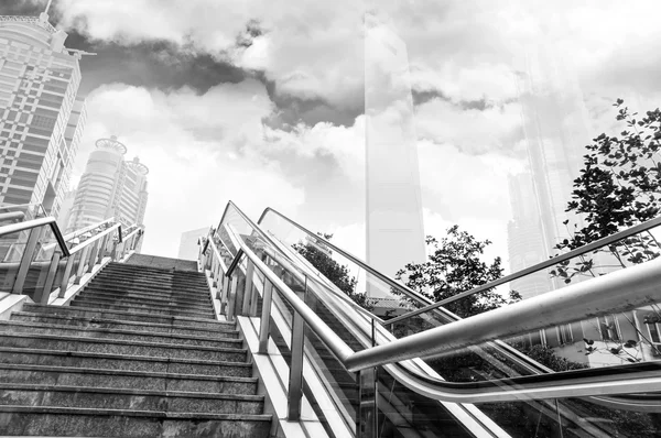 Building of lujiazui financial centre in shanghai — Stock Photo, Image