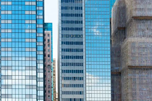 Bâtiment moderne en verre — Photo