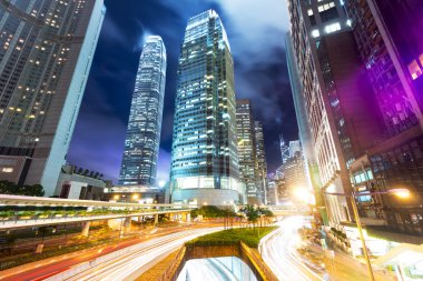 Hong Kong 'da gece trafiği