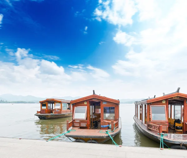 Traditionelles Schiff in Hangzhou — Stockfoto