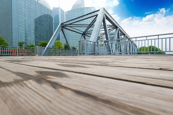 O edifício moderno em shanghai — Fotografia de Stock