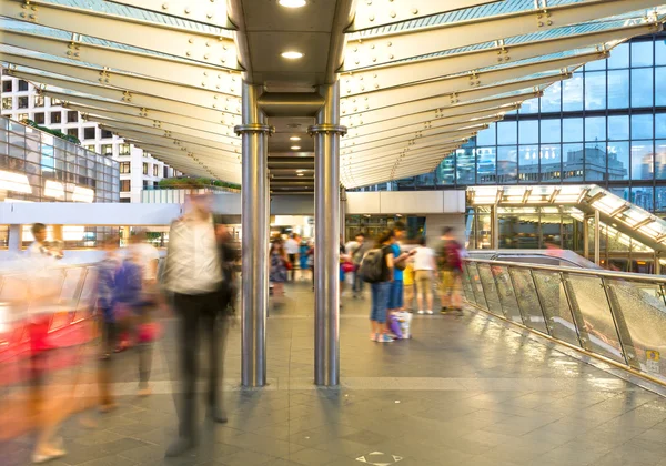 De tijd van de rush op de weg — Stockfoto