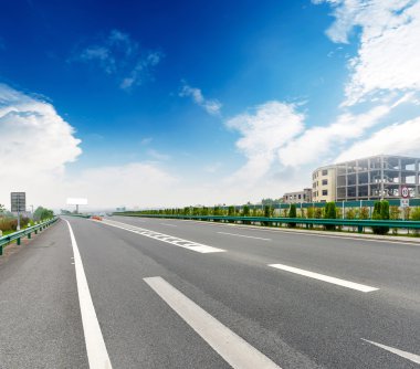 Beton yol eğrisi Viyadüğü içinde Şanghay