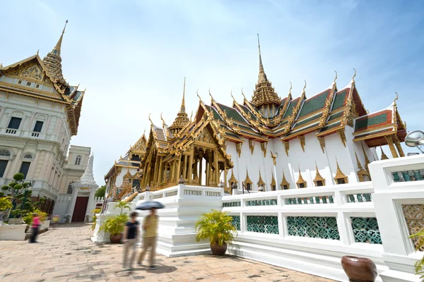 A golden pagoda in Thailand — Stock Photo, Image